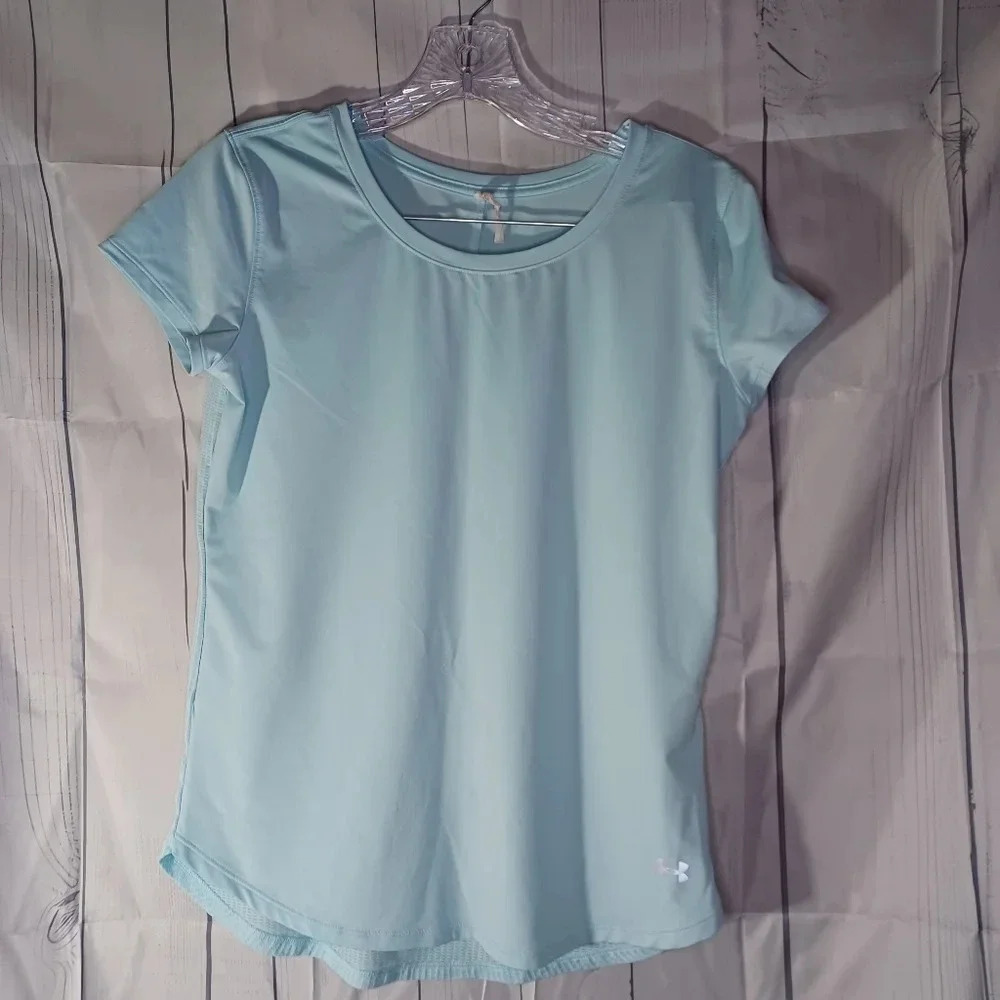 Under Armour short-sleeve athletic workout lightweight top with mesh back